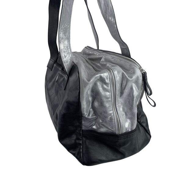 Lululemon Urban Sanctuary Black Silver Metallic Faux Leather Duffel Bag Handbag - Picture 5 of 7